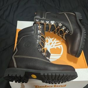 Timberland 40 belows Size 10 hazel